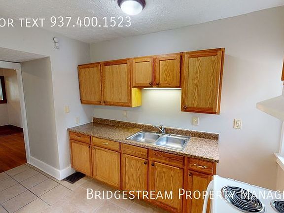 4th image of 2643 N Main St