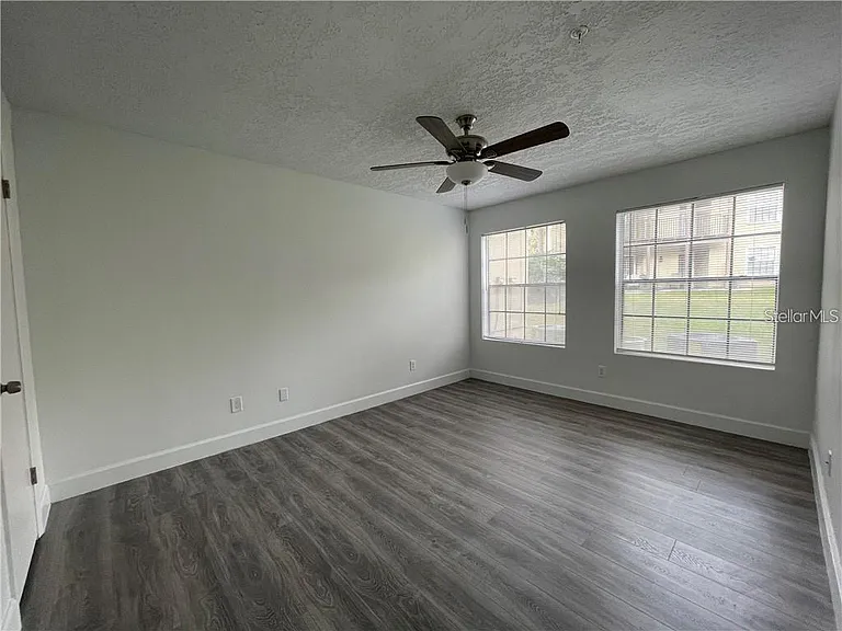 232 Afton Sq #112 — Photo 8
