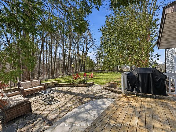 4th image of 115 Doran Rd