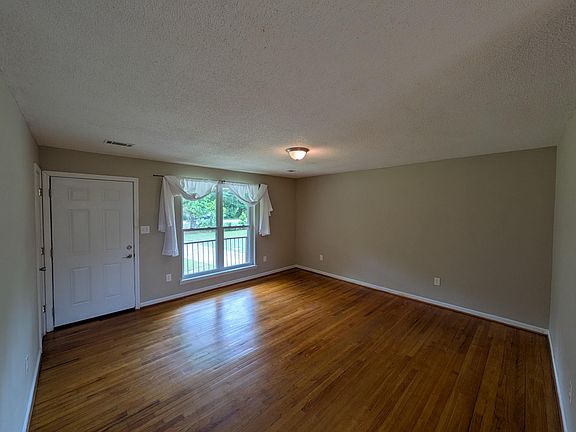 4th image of 3155 Mesena Road