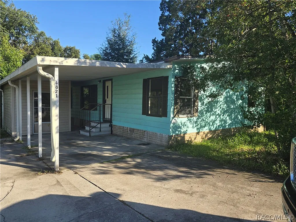 3 bed, 2.0 bath, 1404 sqft, $1,295 — Photo 1