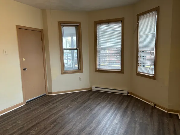 41 Bain St, Cranston, RI