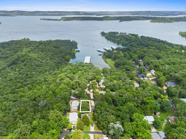 93 Critter Lane, Branson West, MO 65737