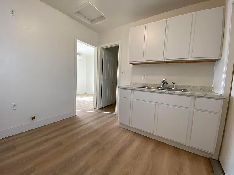 5112 W Mission Blvd #1 — Photo 6