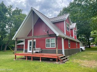 22032 Hawthorne Rd, Webb City, MO 64870