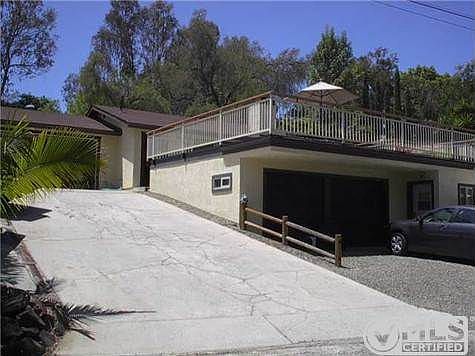 1st image of 348 Las Flores Dr