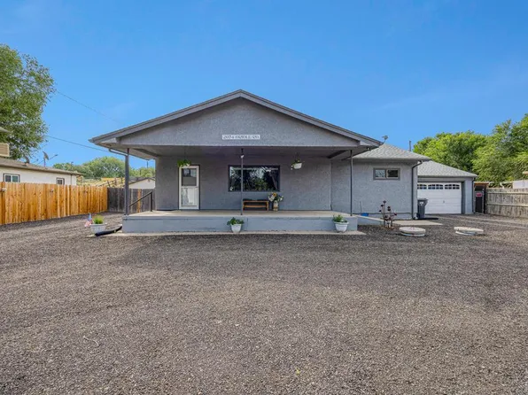 2074 Oriole Rd, Pueblo, CO 81006