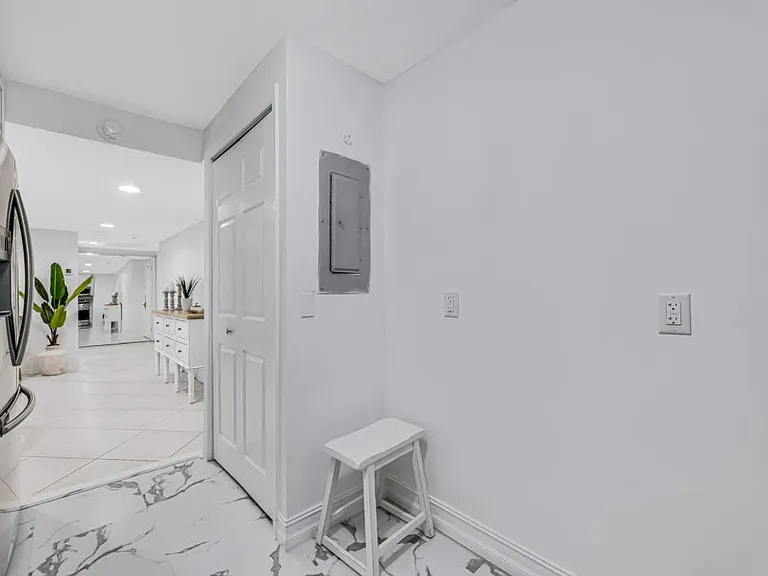 5600 N Flagler Dr #804 — Photo 9