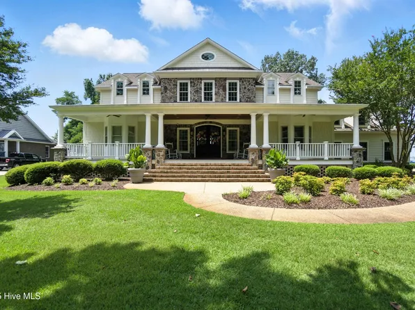 321 Suttons Landing Road, Hertford, NC 27944