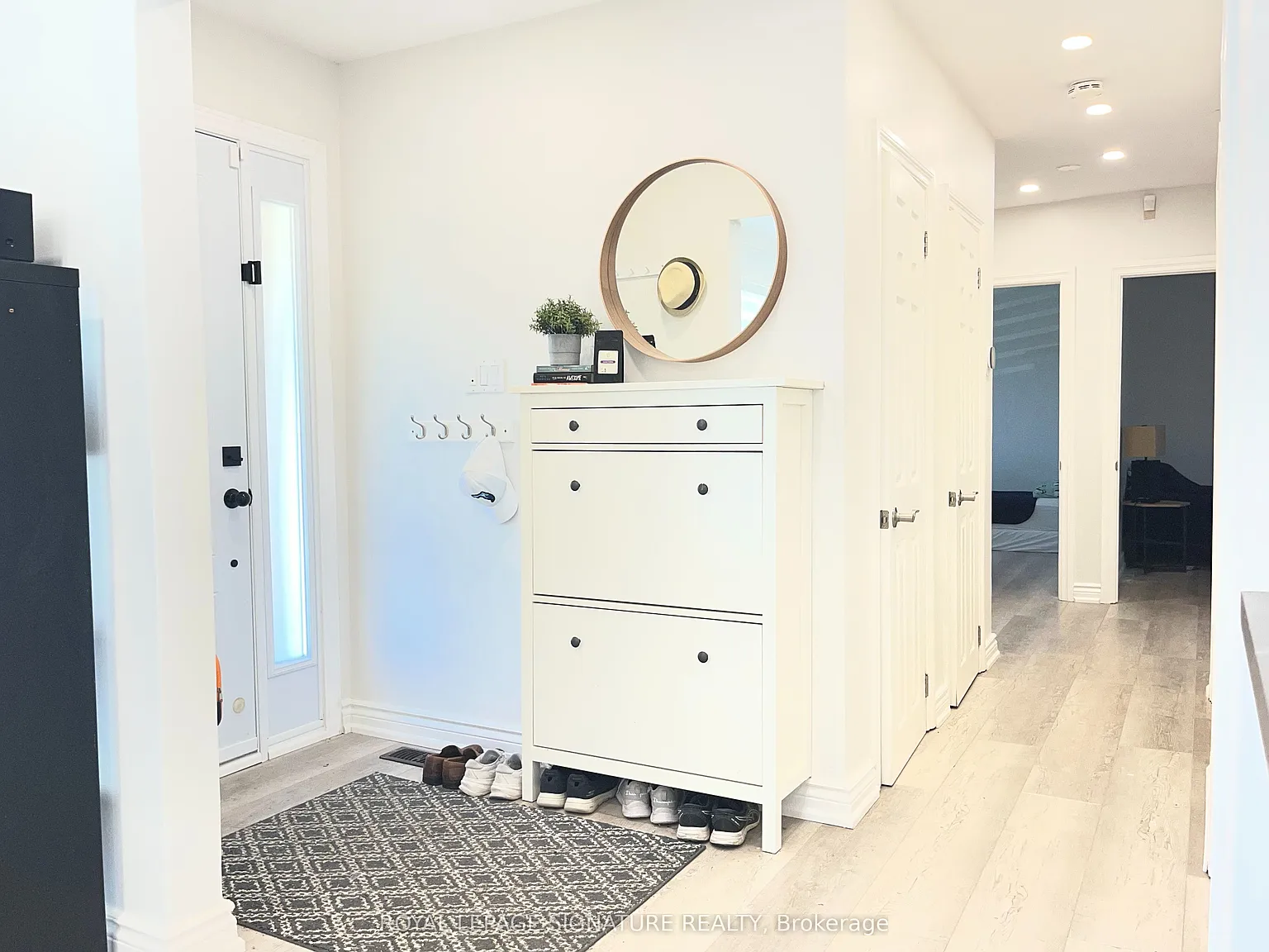 3 bed, $2,950 — Photo 3