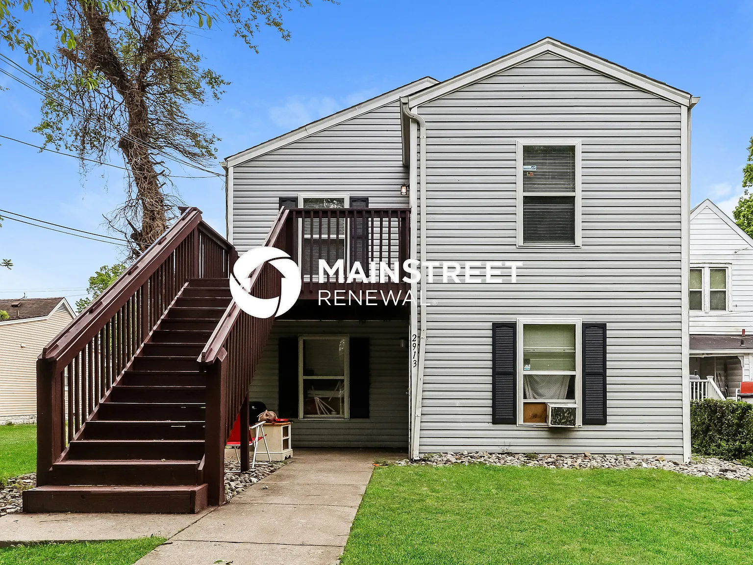 2913 Dumesnil, Apt #3 — Photo 1