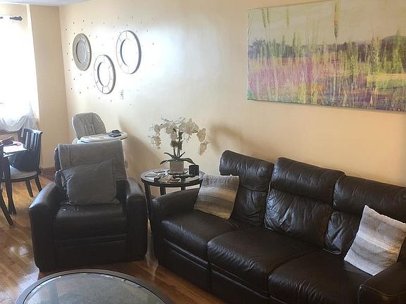 3rd image of 13111 Kew Gardens Rd APT 5O