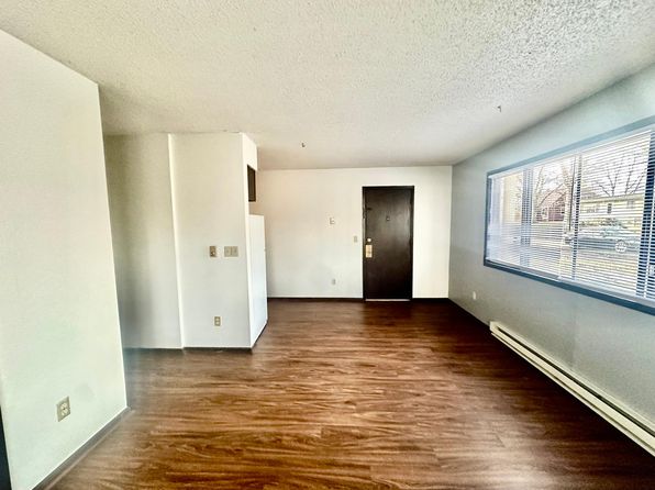 206 N Madison St, Prairie City, IA