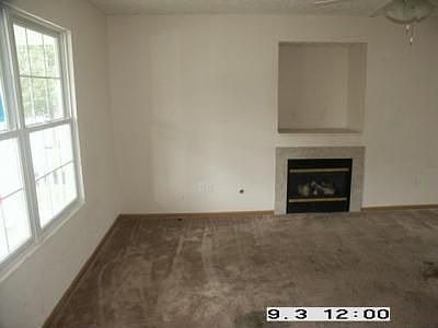 3rd image of 7744 Lupine Dr