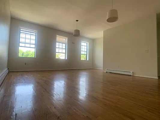 1st image of 222 Gates Ave #2