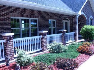 15549 Haberkorn Rd, Sherrill, IA 52073