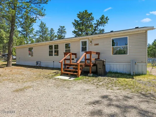 1148 East St, Upton, WY 82730