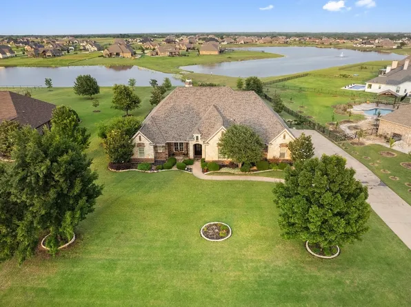 4060 Wincrest Dr, Rockwall, TX 75032