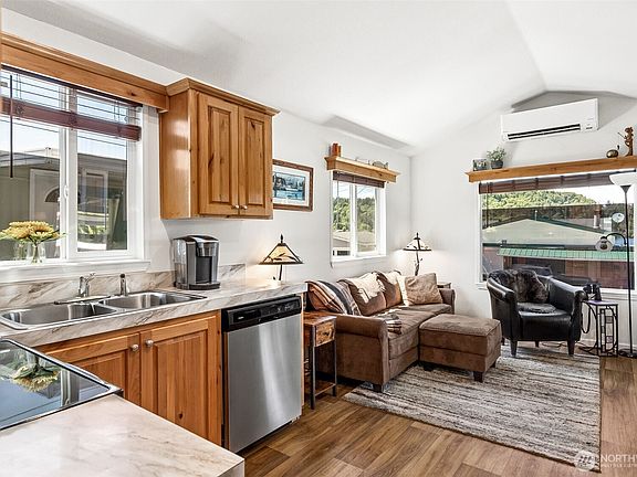 4th image of 4707 Black Lake Belmore Road SW #29