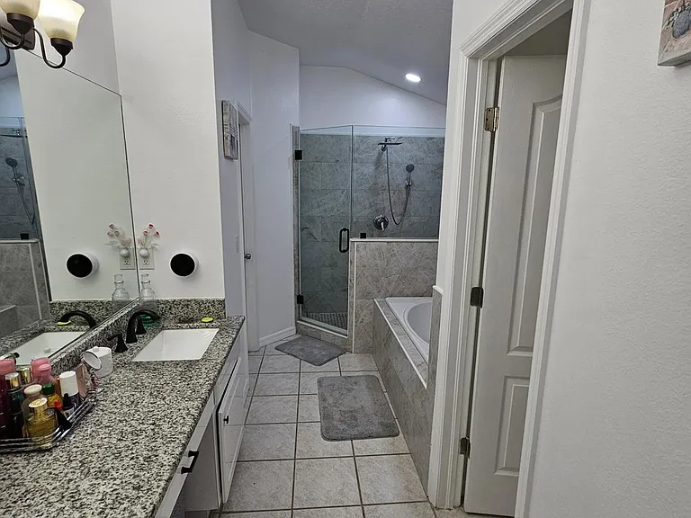 2256 Towering Oaks Cir — Photo 4