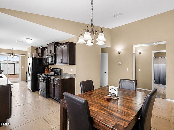 5th image of 1112 Cielo Bonito Dr