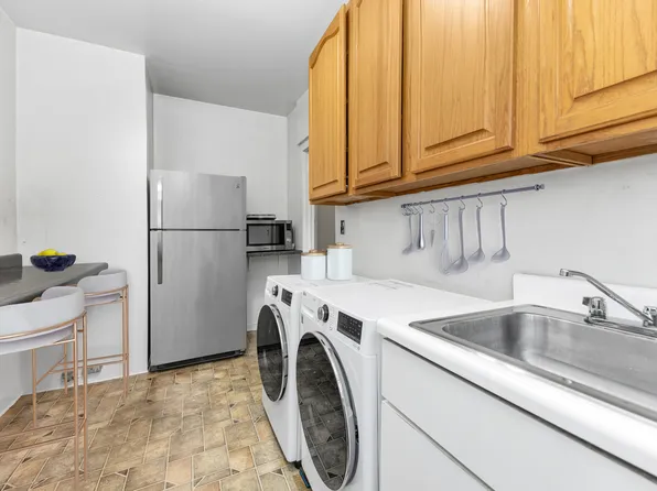 3279 Hull Avenue image 6 of 6