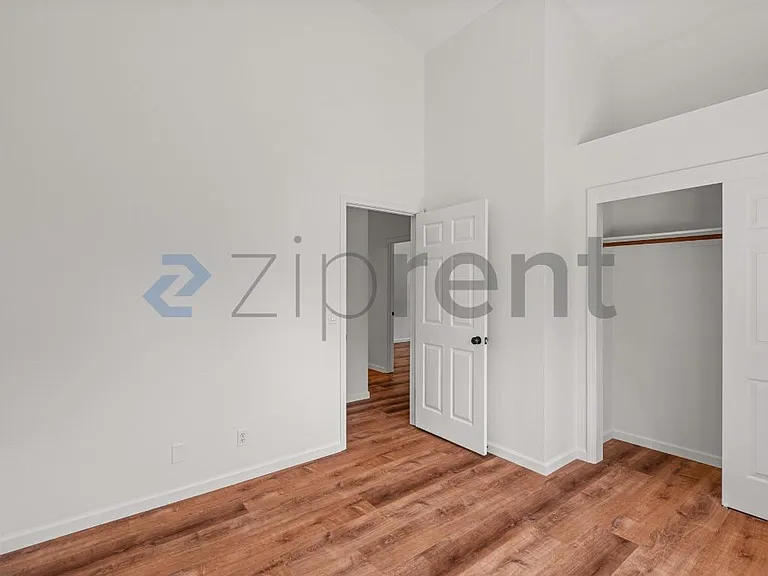 1425 Country Manor Dr — Photo 24