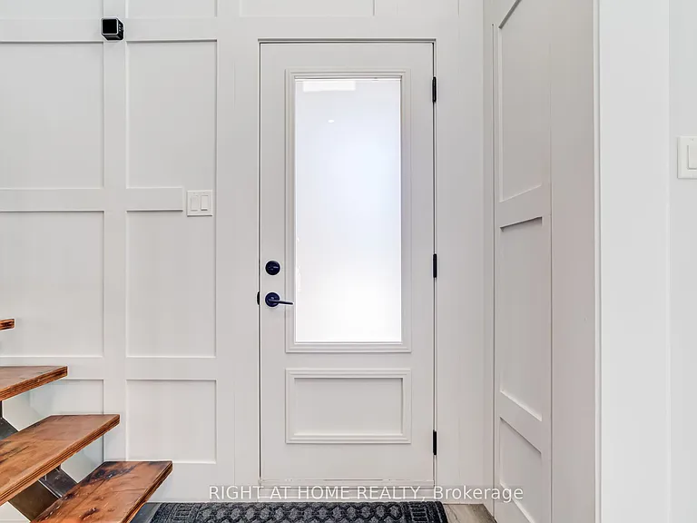 4212 Credit Pointe Dr — Photo 2