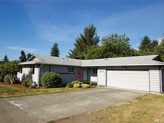2nd image of 6323 E Sarazen St SE