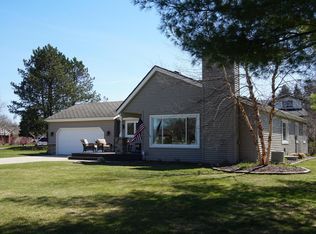5646 Via Nuevo Dr NE, Rockford, MI