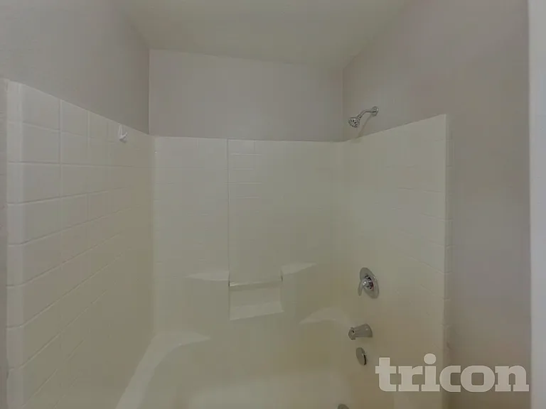 1145 Boxwood Dr — Photo 13