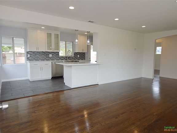 2nd image of 6532 Delfern St