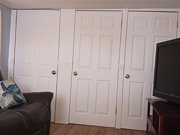 4th image of 10913 LIBERTY DRIVE