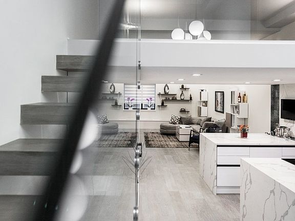 4th image of 372 5th Ave APT 6L