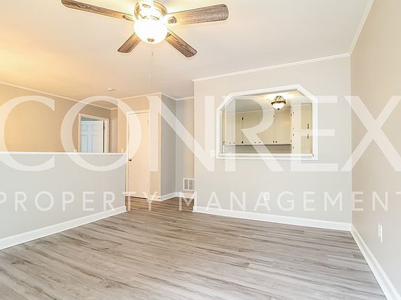 5th image of 202 W Yellow Wood Dr