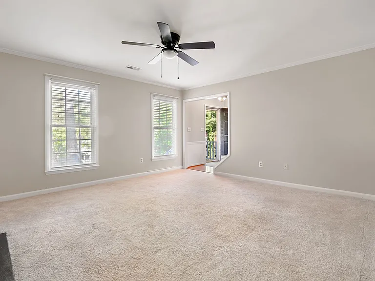 1 Trump Ct — Photo 5