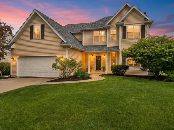 244 Moncrief Dr, Valparaiso, IN 46385