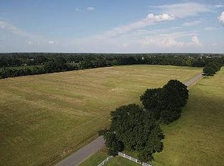 105 Catholique Rd, Carencro, LA 70520