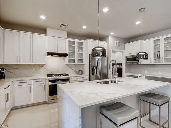 4th image of 5833 Casa Branca St
