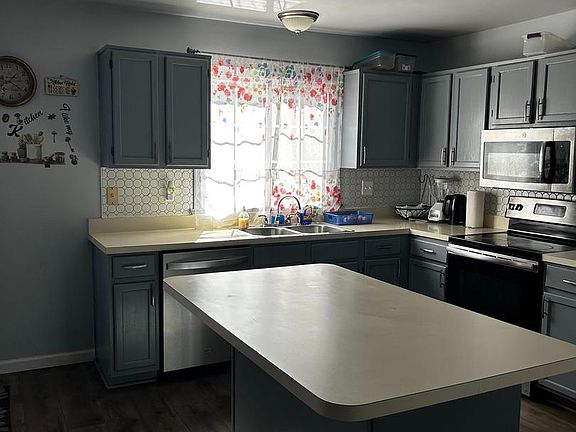 4th image of 137 Gentlebrook Rd