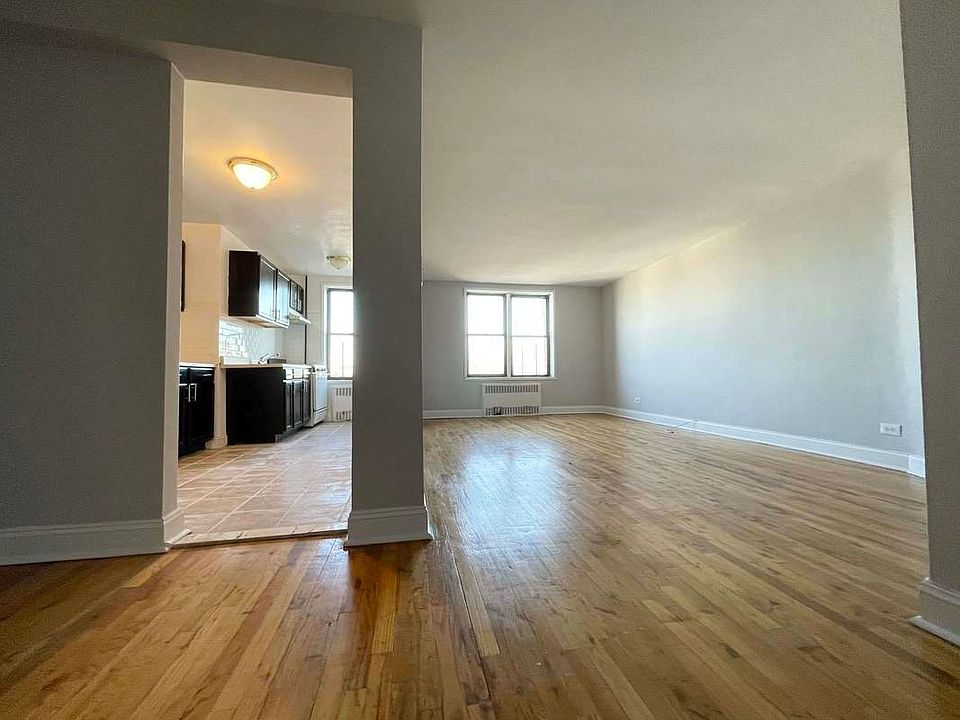 2nd image of 2425 Nostrand Ave #621
