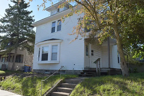 942 Fountain St NE #2 Photo 1