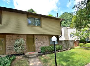 10695 Spring Oak Ct, Burke, VA 22015