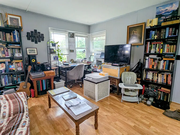 412 W Nelson St #412.5 — Photo 7