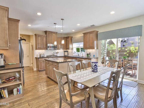 4th image of 7072 Baneberry Ave