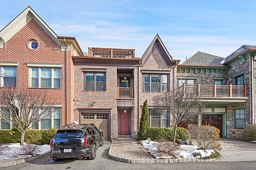 21 Rivers Edge Dr #21 Photo 1