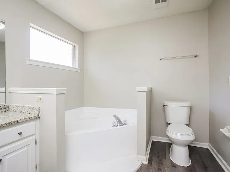 5822 Michaelson Dr — Photo 10