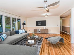 903 Hoover Dr, North Brunswick, NJ 08902