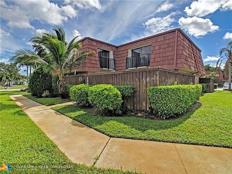 1st image of 2402 SW 15th St #2402
