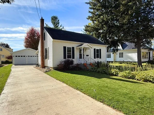 115 E Griswold St, Ripon, WI 54971